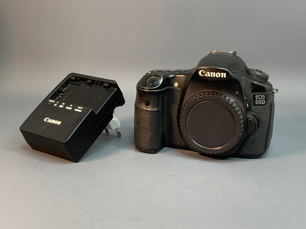 Canon 60D body 190.000 кадров
