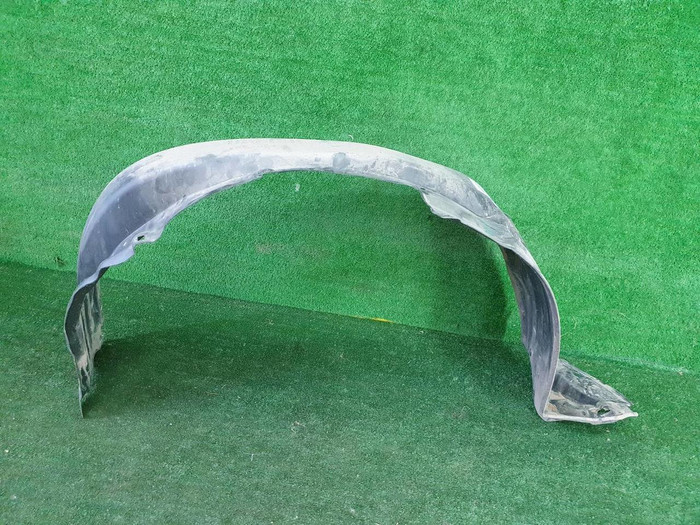 Подкрылок передний левый Toyota Land Cruiser Prado 150 (2017-н.в.)