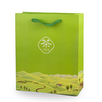 150012 Пакет подарочный с ручками, h=26см, l=22см, картон зеленый