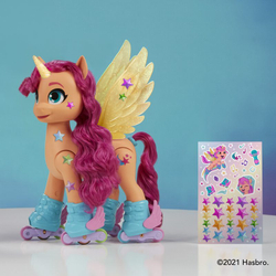 Hasbro My little Pony. Май Литл Пони на роликах с микрофоном