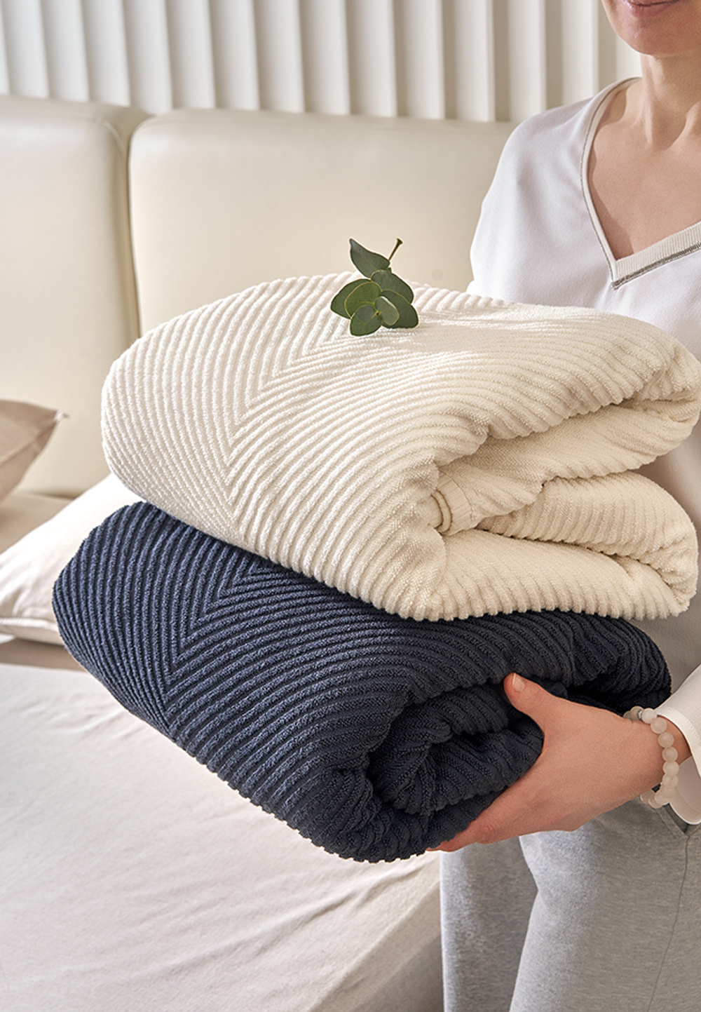 Простыня для укрывания 190x220 Luxberry Fitness молочная