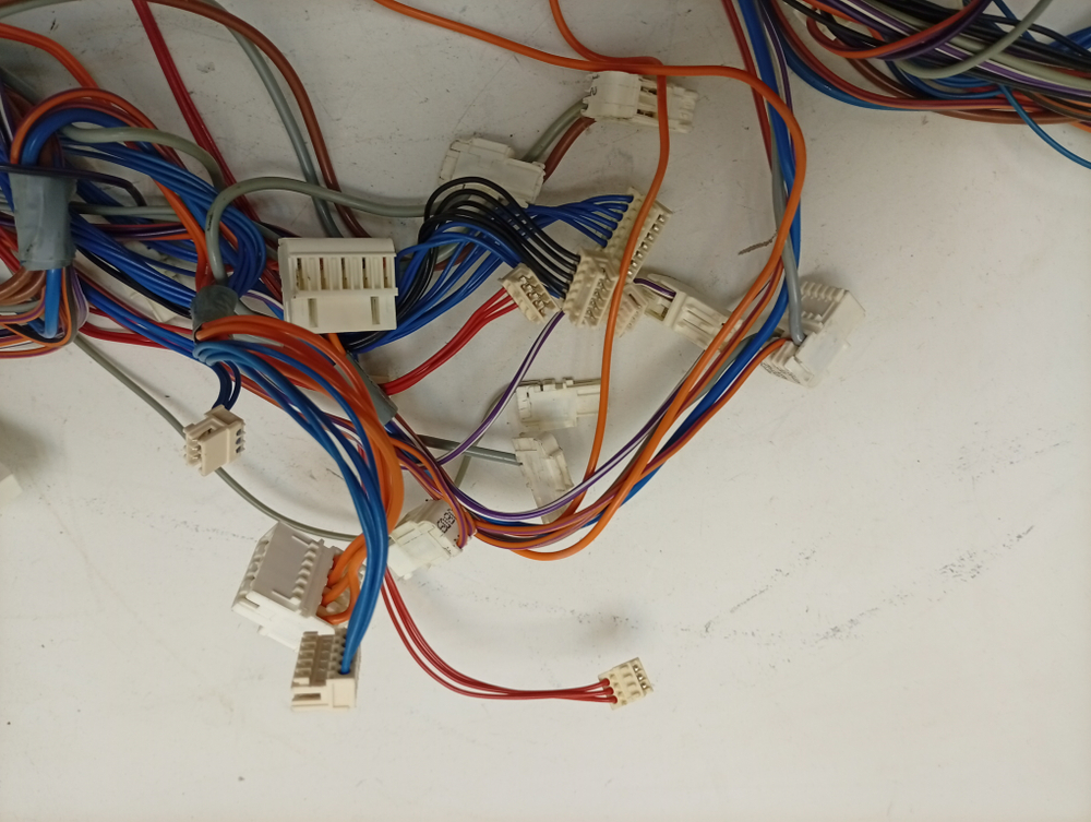 LAVALOGIC1810 кт33 Проводка (комплект проводов) для стиральной машины AEG 110584301 б/у