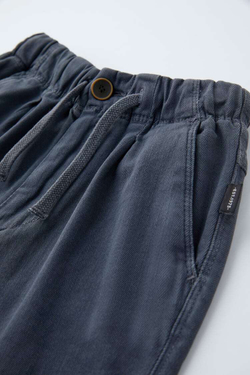 ZARA БРЮКИ С ЗАЩИПАМИ ИЗ ВЫСОКОЭЛАСТИЧНОЙ ТКАНИ, СИНИЙ