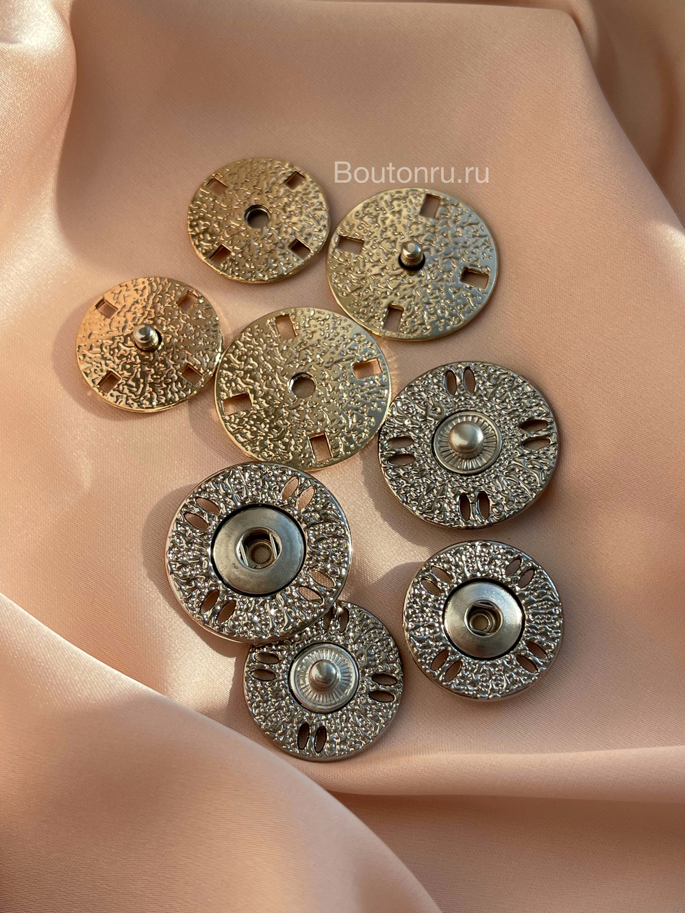 Кнопка С Жатым Эффектом Золото