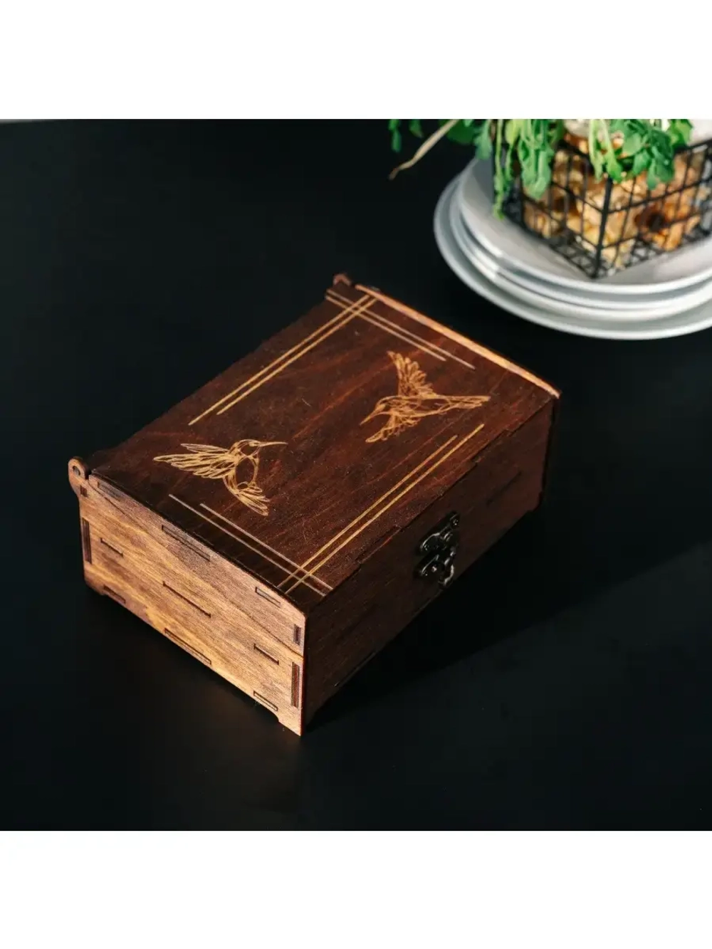 Подарочная коробка