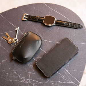 Чехол для iPhone 17 Air из кожи сафьяно, черного цвета