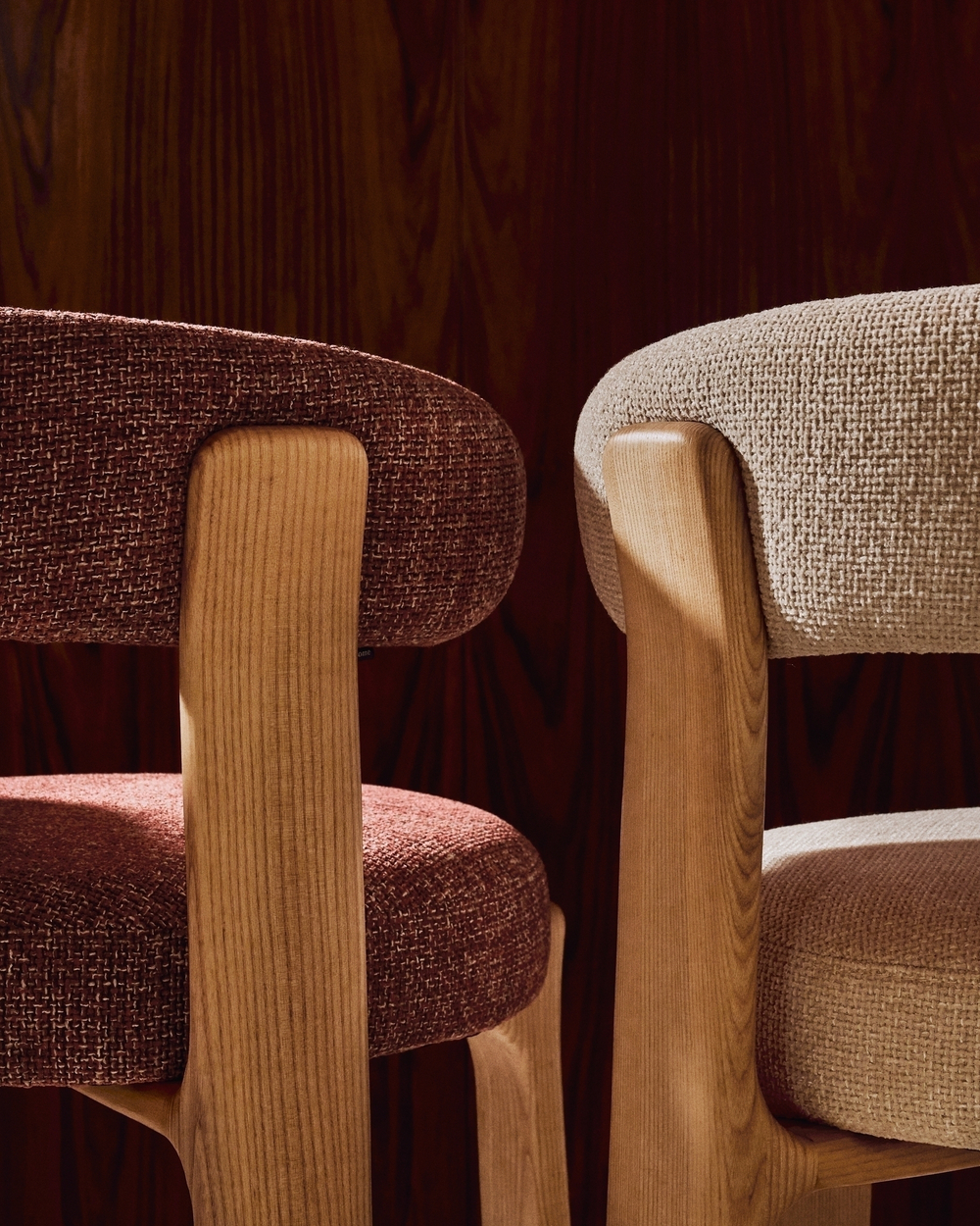 Барный стул Granite из бежевой синели и ясеня с натуральной отделкой 75 см