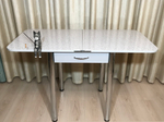 Маленький раскладной кухонный стол с ящиком Grenoble