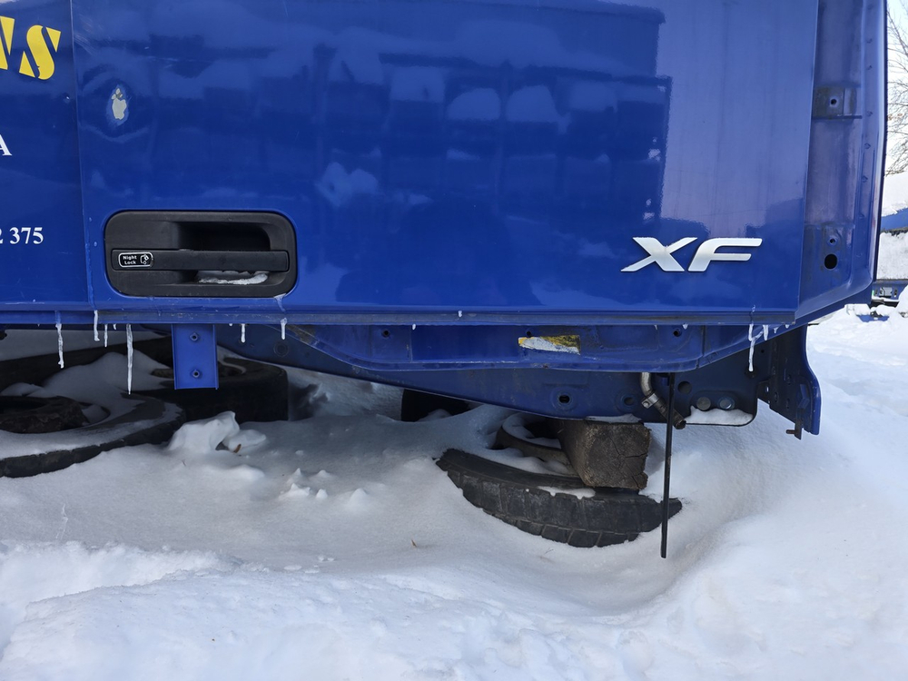 Дверь правая в сборе 2018г