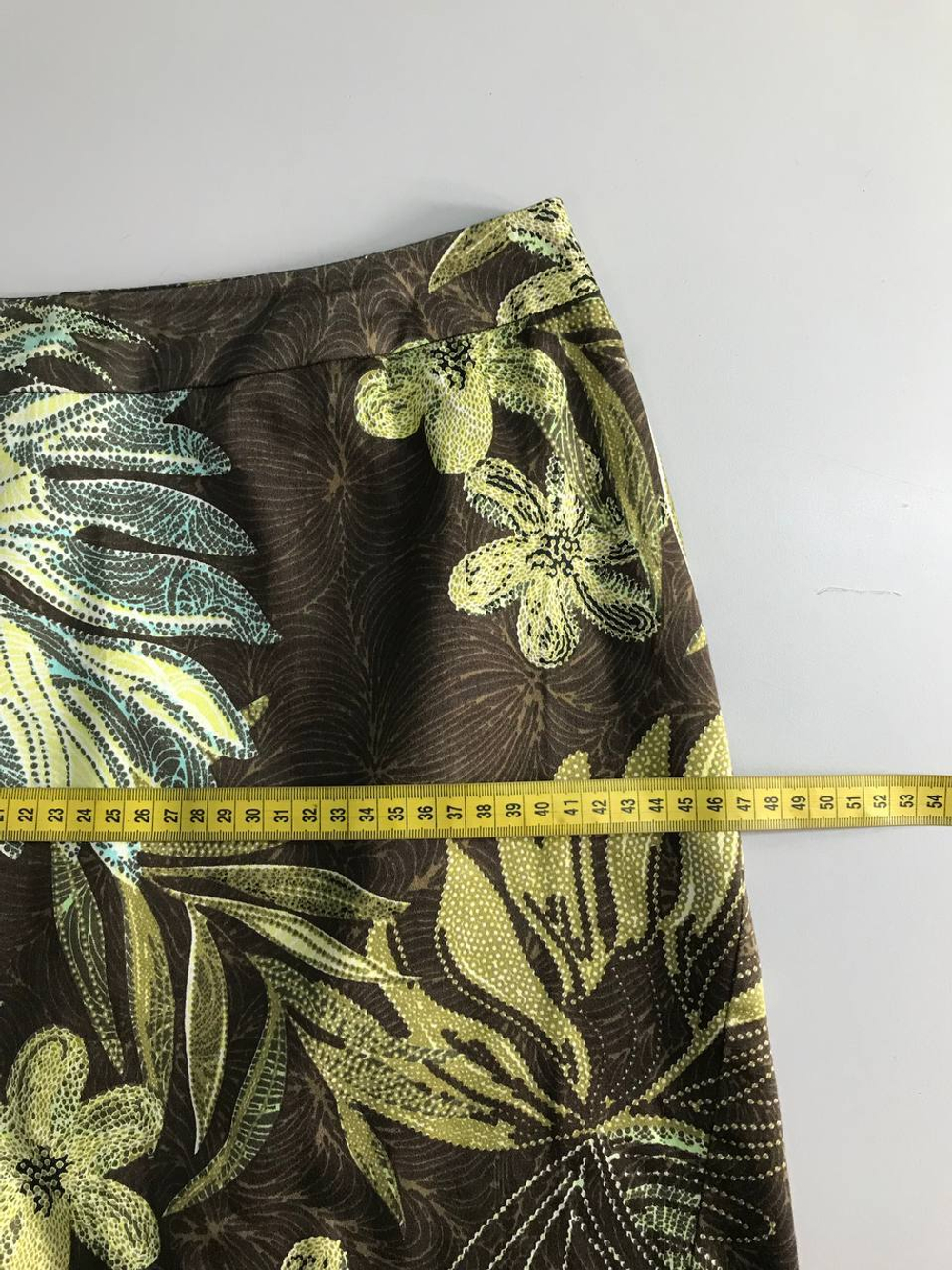 Юбка Gilio красивой расцветки, визуально на 46 размер