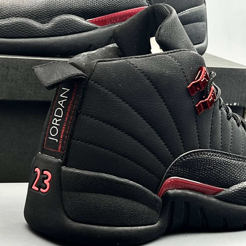Кроссовки Nike Jordan 12 #459 (черн.)