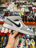 Jordan 1 Mid Light Smoke Grey Anthracite