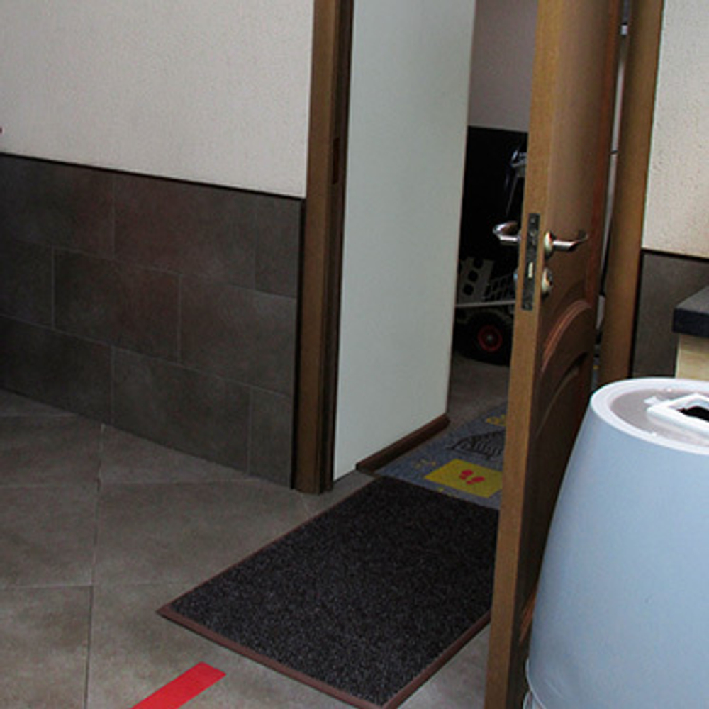 Грязезащитный ворсовый ковер «York» в канте