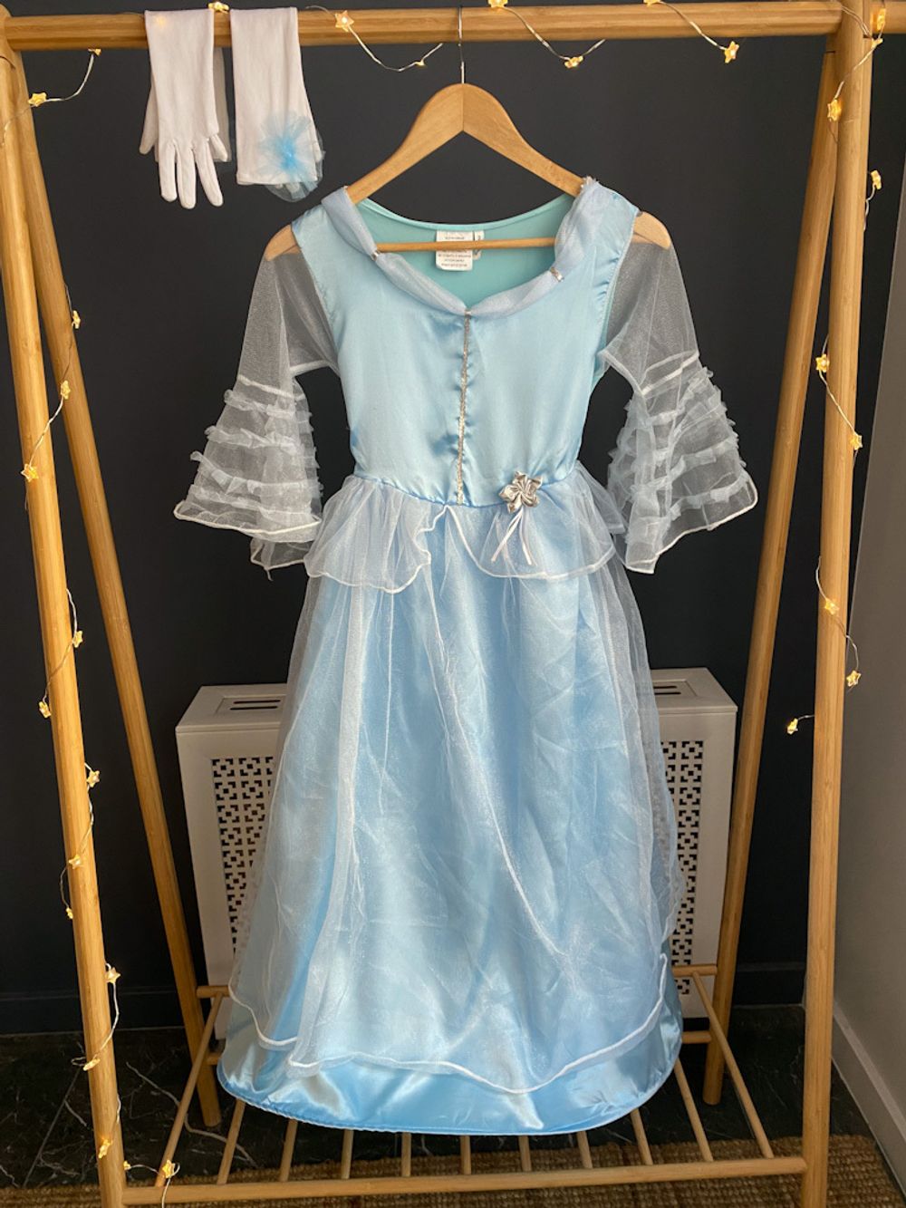 Платье голубое с перчатками, 110-120