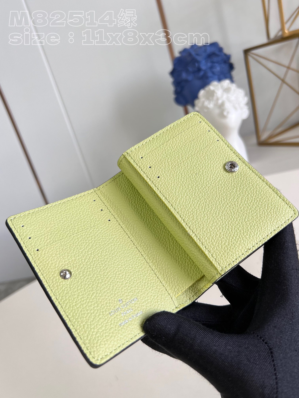 Louis Vuitton Clea Wallet