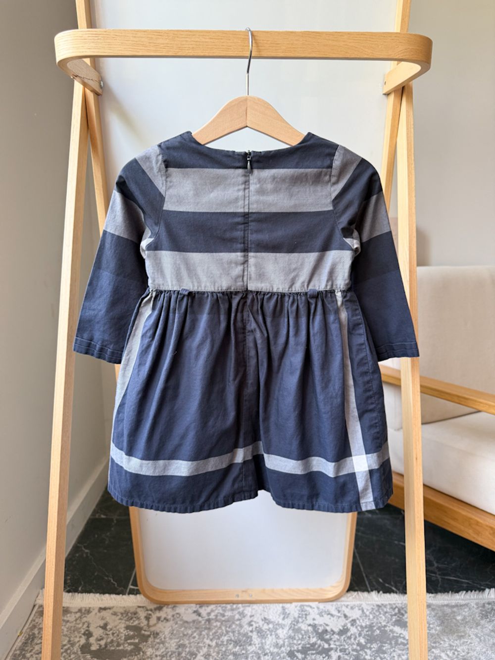 Хлопковое платье Burberry, 80