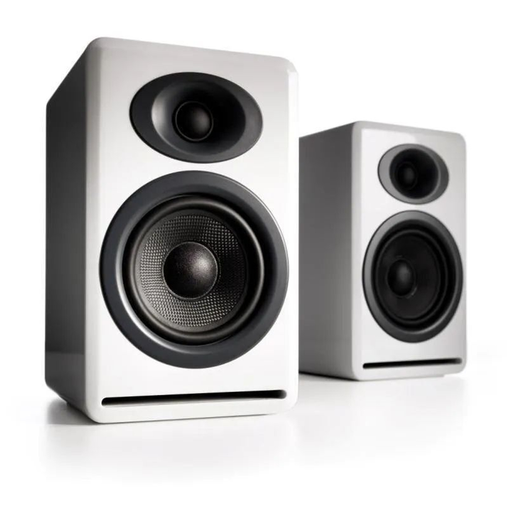Полочная акустика Audioengine P4 Solid Bamboo