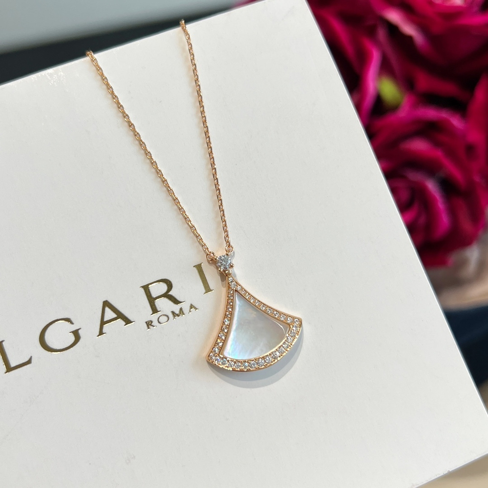 Bvlgari Divas' Dream Necklace
