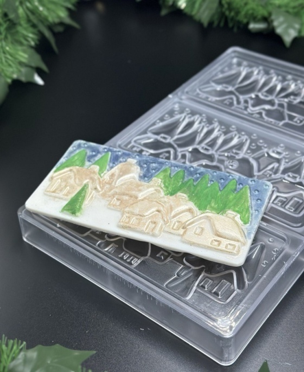 Форма для шоколада поликарбонатная "Домики" 7,5*15,3 см.