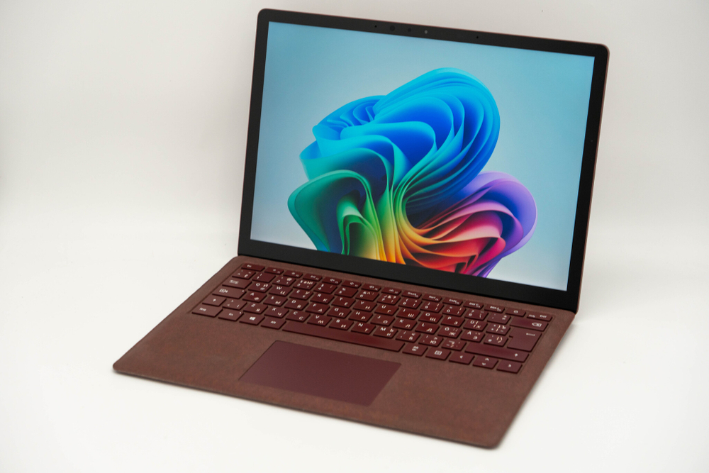 Ноутбук Microsoft Surface Laptop 2 ( i7-8650U ) Red