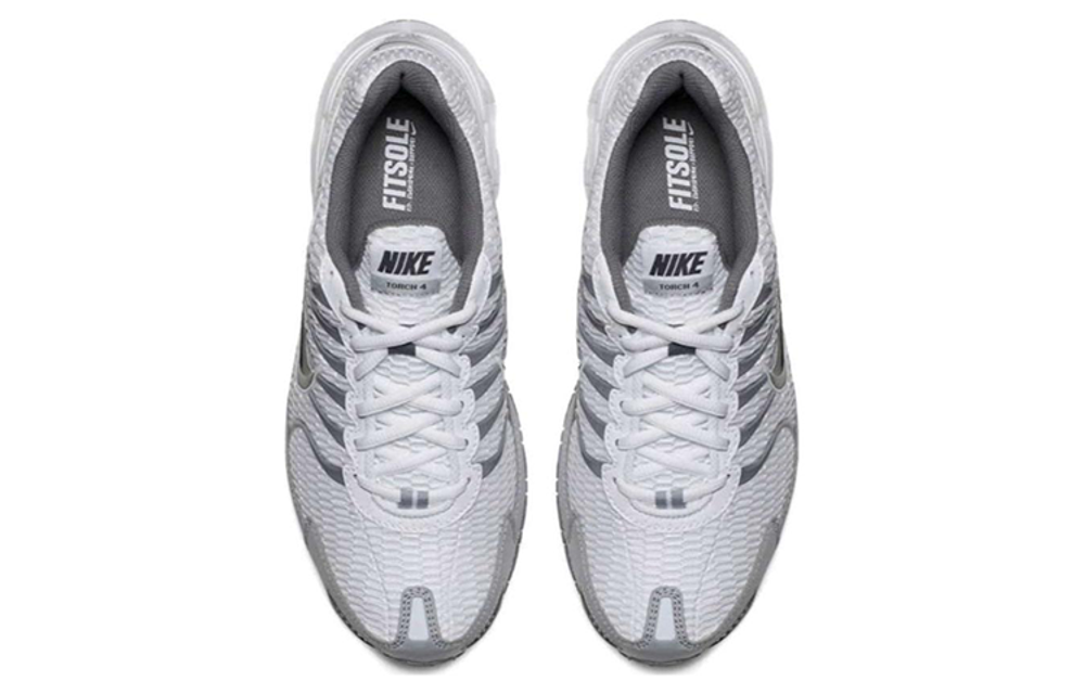 Кроссовки Nike