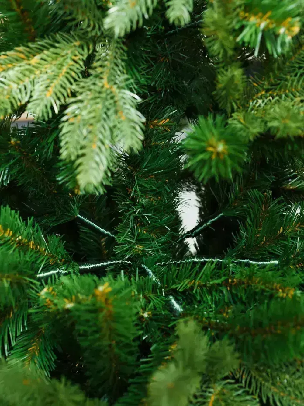 Искусственная ель «Валерио» (Литая+пвх) 3 м