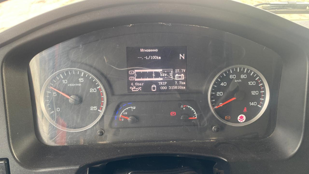 Shacman (Shaanxi) SX* 6x4 Седельный тягач SX42584V324 (Дизельный, 11,6 л, 423 л.с., МТ)
