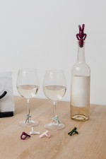 Пробка для бутылки и маркеры для бокалов Drinking buddy, Umbra