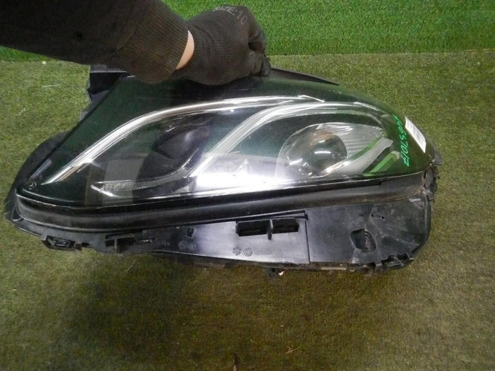 Фара левая Mercedes E W213 (2016-2021) LED