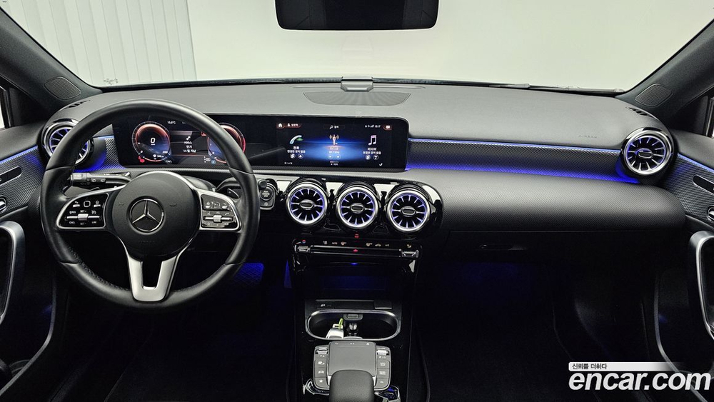 Mercedes-Benz A-Class W177 A220 Hatchback (02.2023)