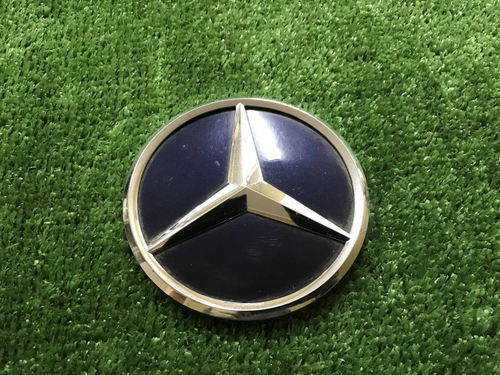 Эмблема крышки багажника Mercedes E C238 (16-23)