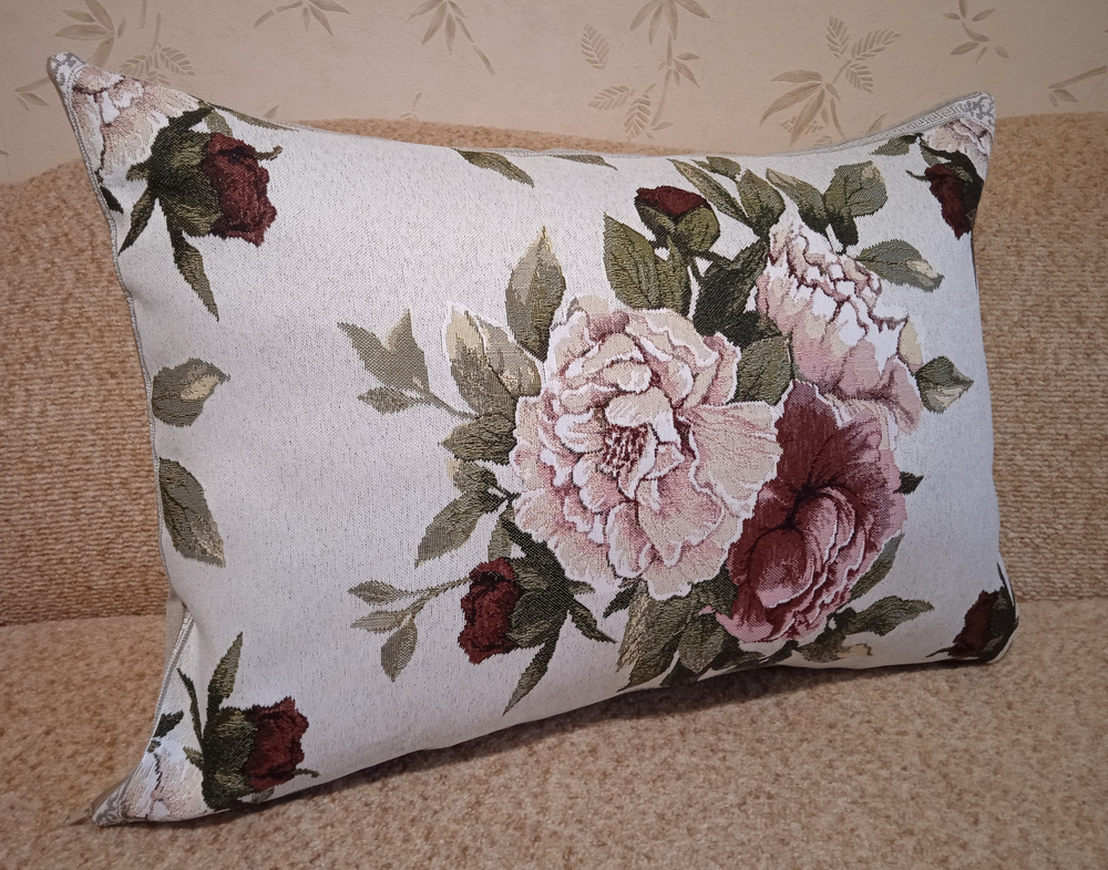 Декоративный гобеленовый чехол для интерьерной подушки Пионы 50*70