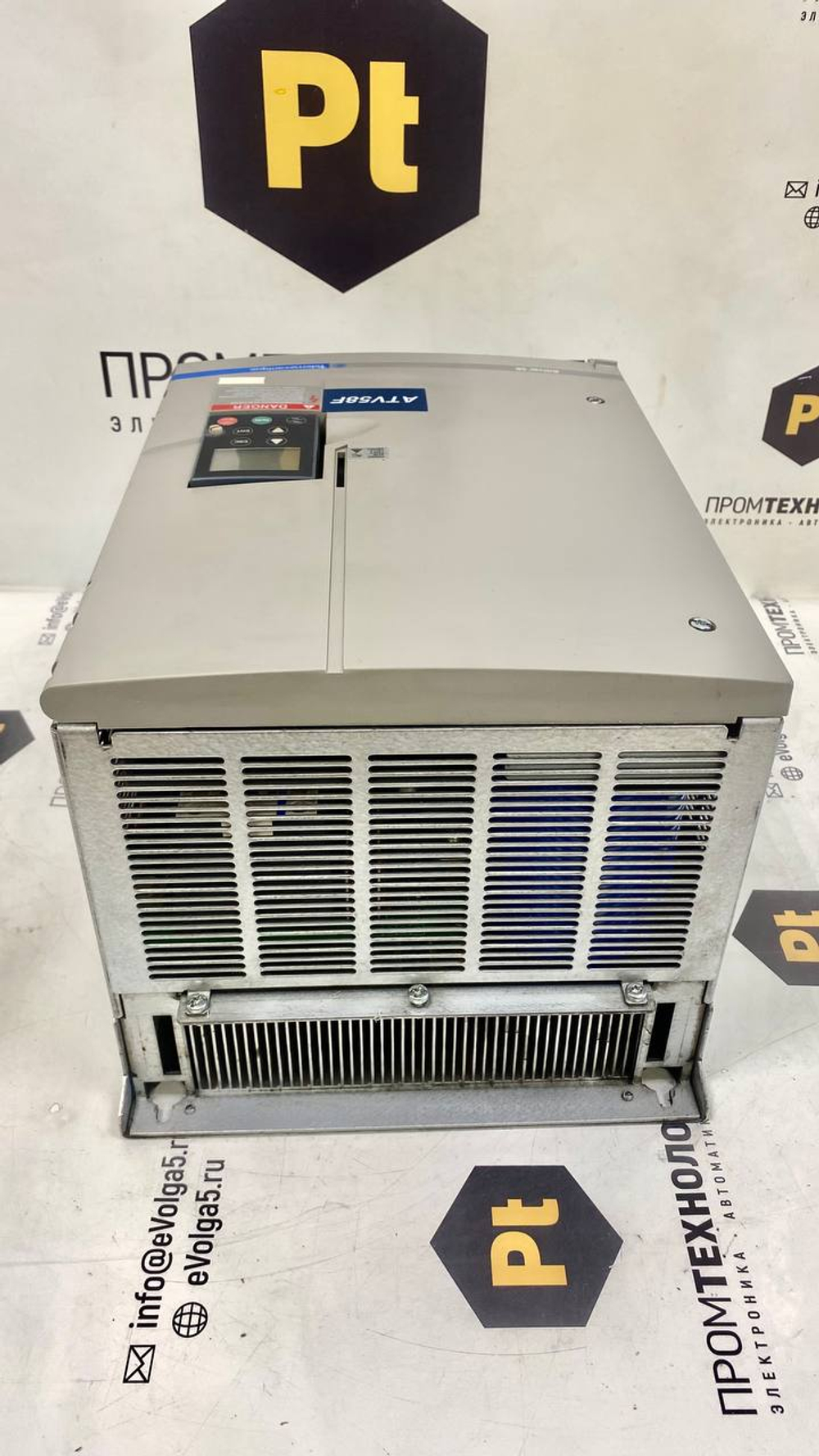 Telemecanique ATV58FHU90N4305 б/у