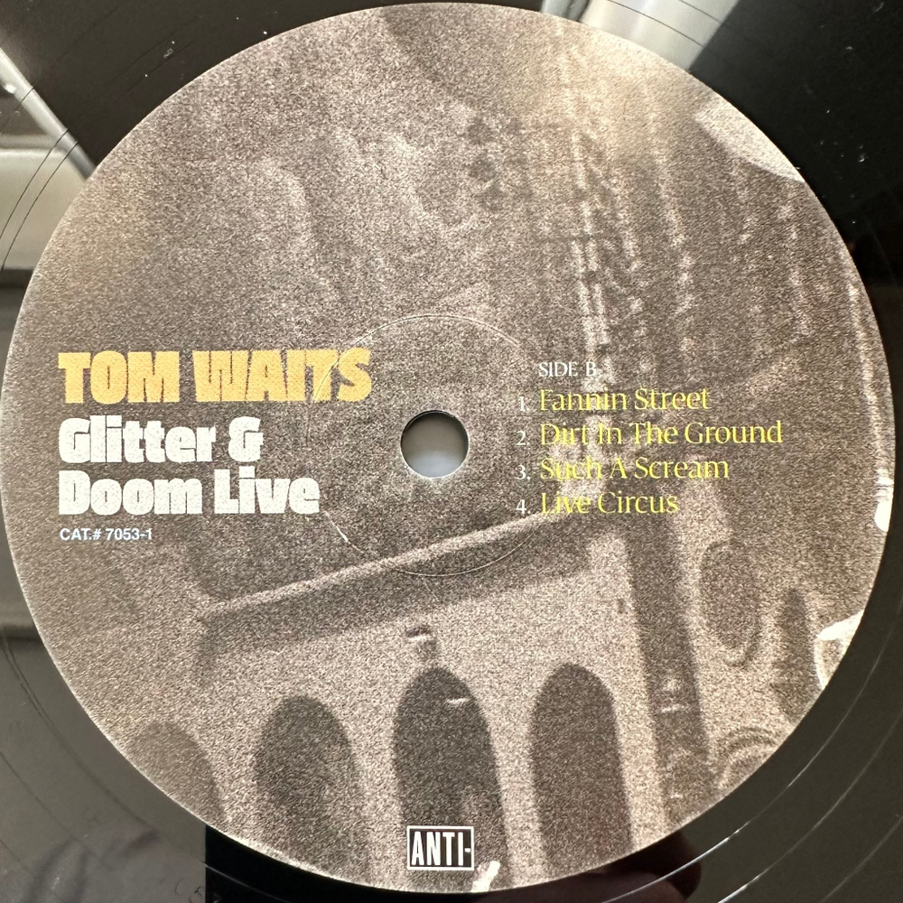 Tom Waits - Glitter And Doom Live 2LP (Голландия 2009г.)