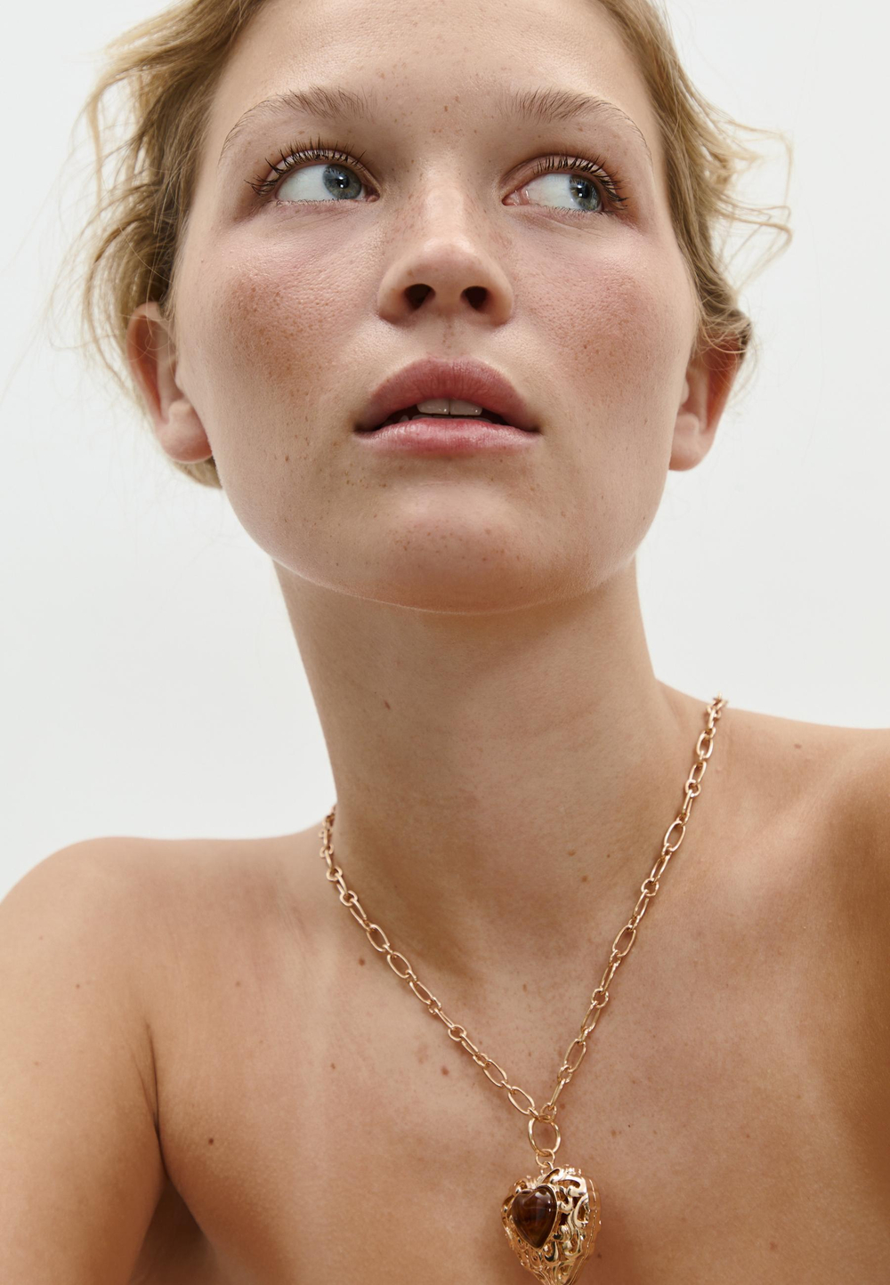 STRADIVARIUS Комплект из 2 колье в форме сердца, золотой