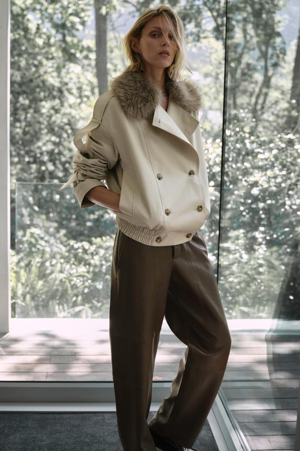 ZARA СТЕГАНОЕ ПАЛЬТО С ВОРОТНИКОМ ИЗ ИСКУССТВЕННОГО МЕХА — ZW COLLECTION, ЭКРЮ