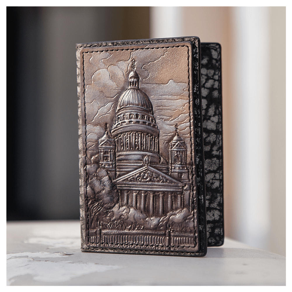 Чехол на паспорт «Городские мотивы» бордовый