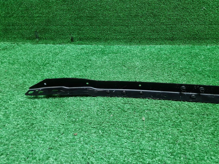 Кронштейн панели BMW X5 G05 (2018-н.в.)