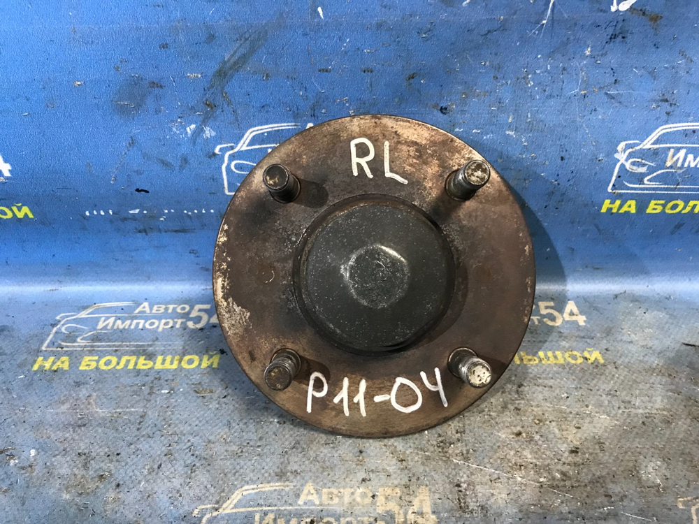 Ступица задняя левая NISSAN PRIMERA 1999