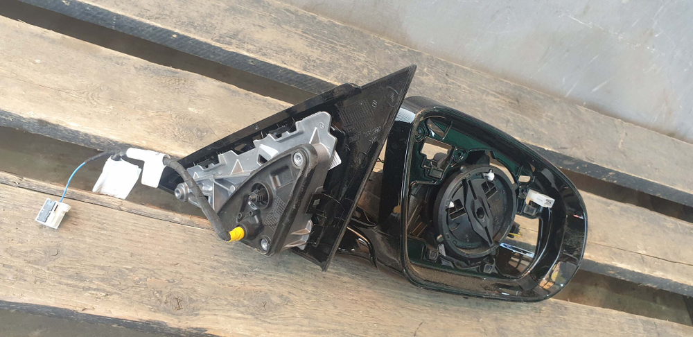 Зеркало правое Mercedes E-Class (W213)  Б/У Оригинал A213230149040