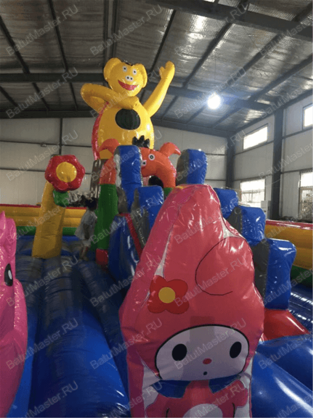 Коммерческий надувной батут "Озорные свинки"