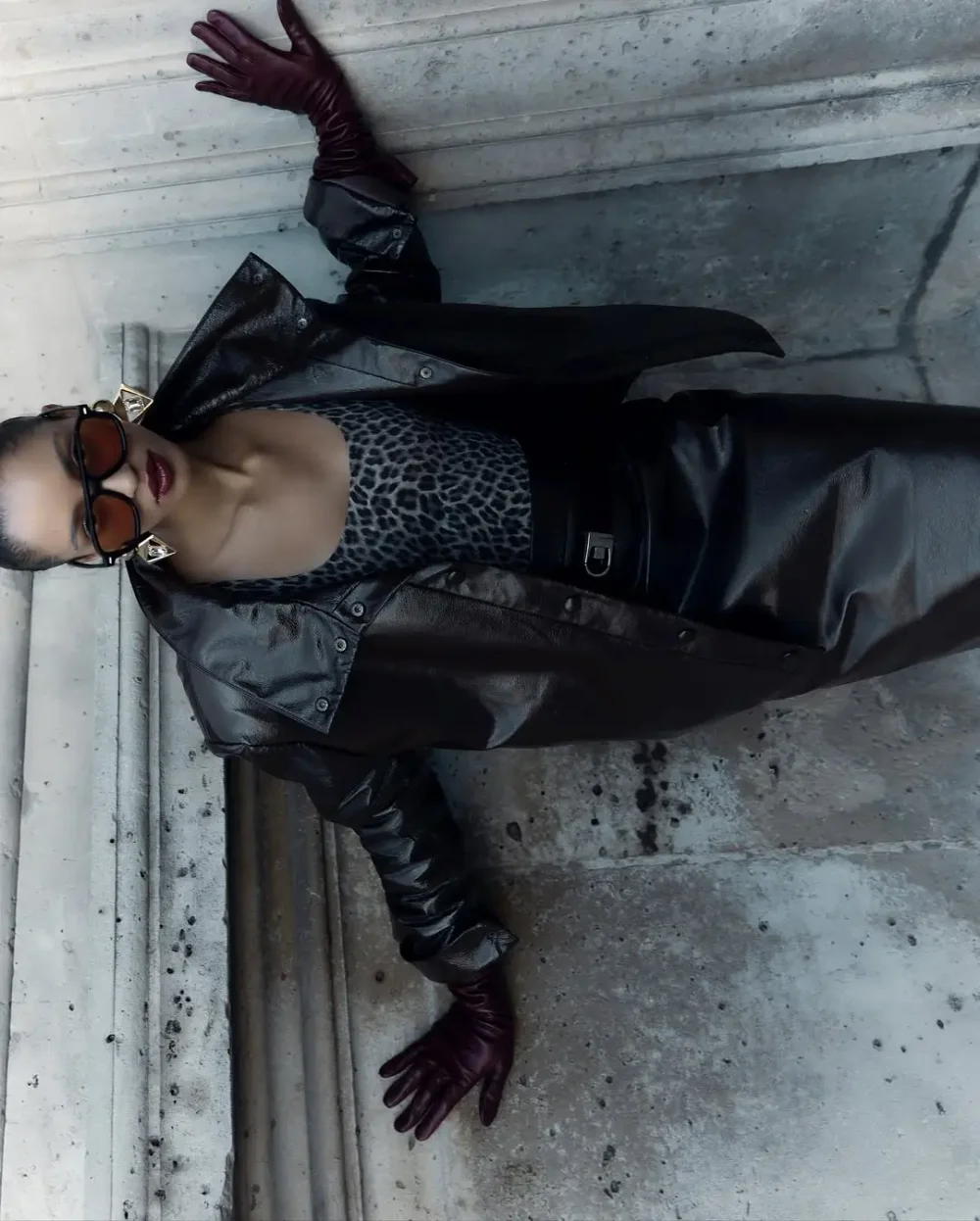 Серьги двойные с треугольником внутри