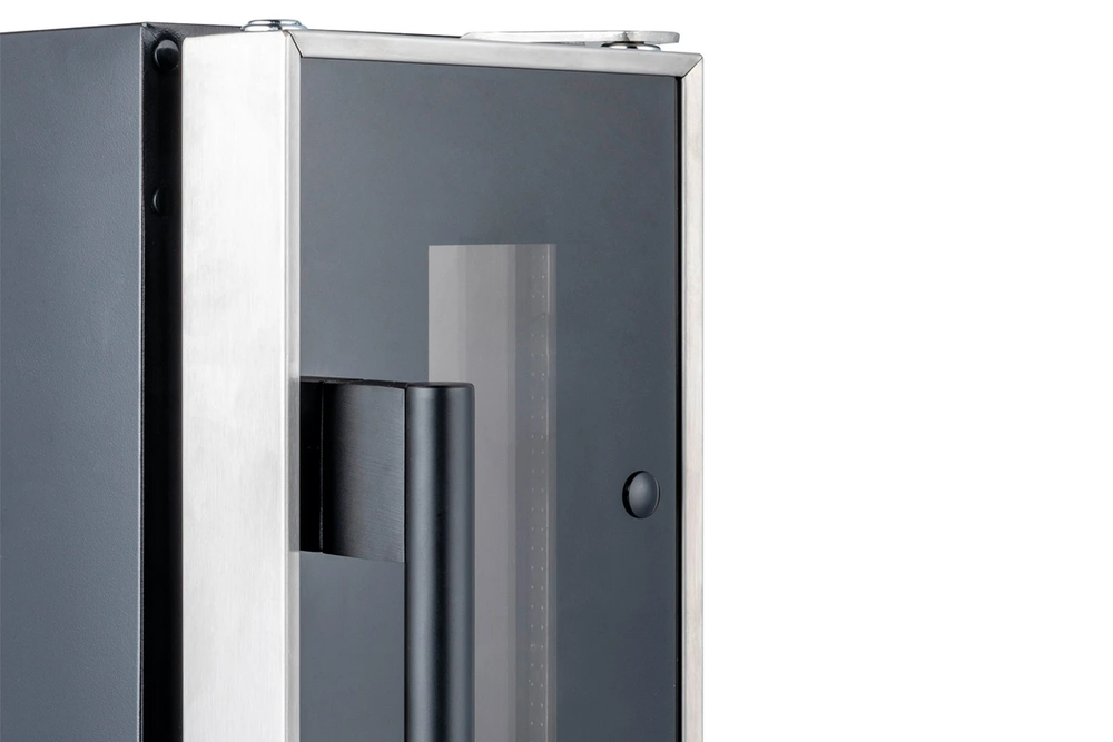 Винный шкаф монотемпературный Temptech WPQ15SCB