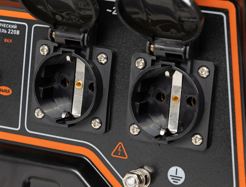 Генератор Carver PPG- 2500А бензин