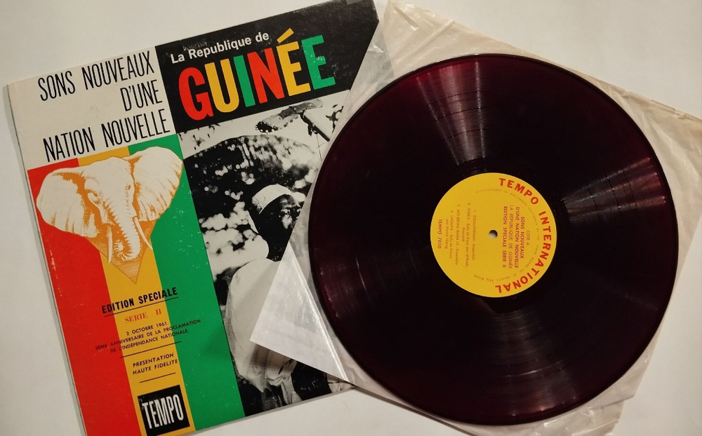 Винтажная виниловая пластинка LP Sons Nouveaux DUne Nation Nouvelle La R publique De Guine (Гвинея 1961)