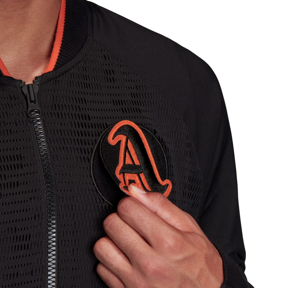 Мужская теннисная кофта Adidas VRCT Primeblue Jacket M - black/true orange