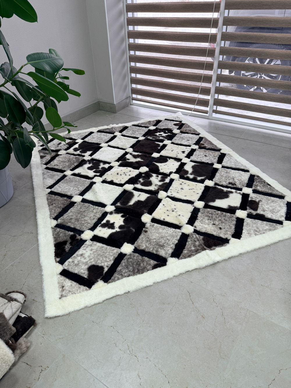 Ковер прямоугольный натуральный мех овчина, 210 х 170 см.