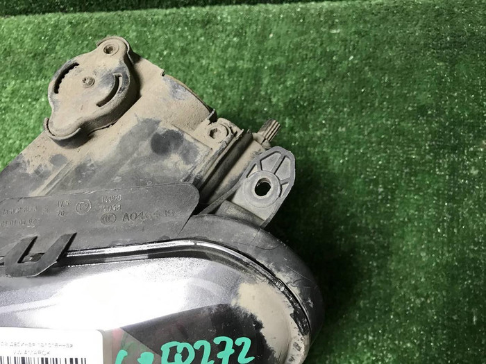 Фара левая VW Amarok 1 HA (2010-2016) галоген