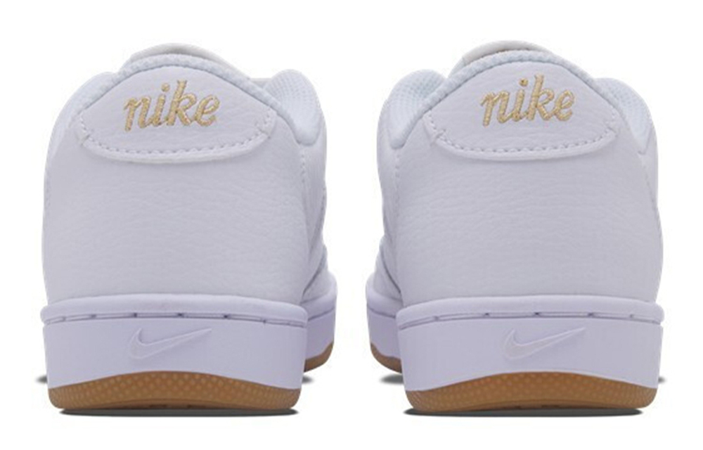 Кроссовки Nike Court Vintage Premium (Женская размерная сетка)