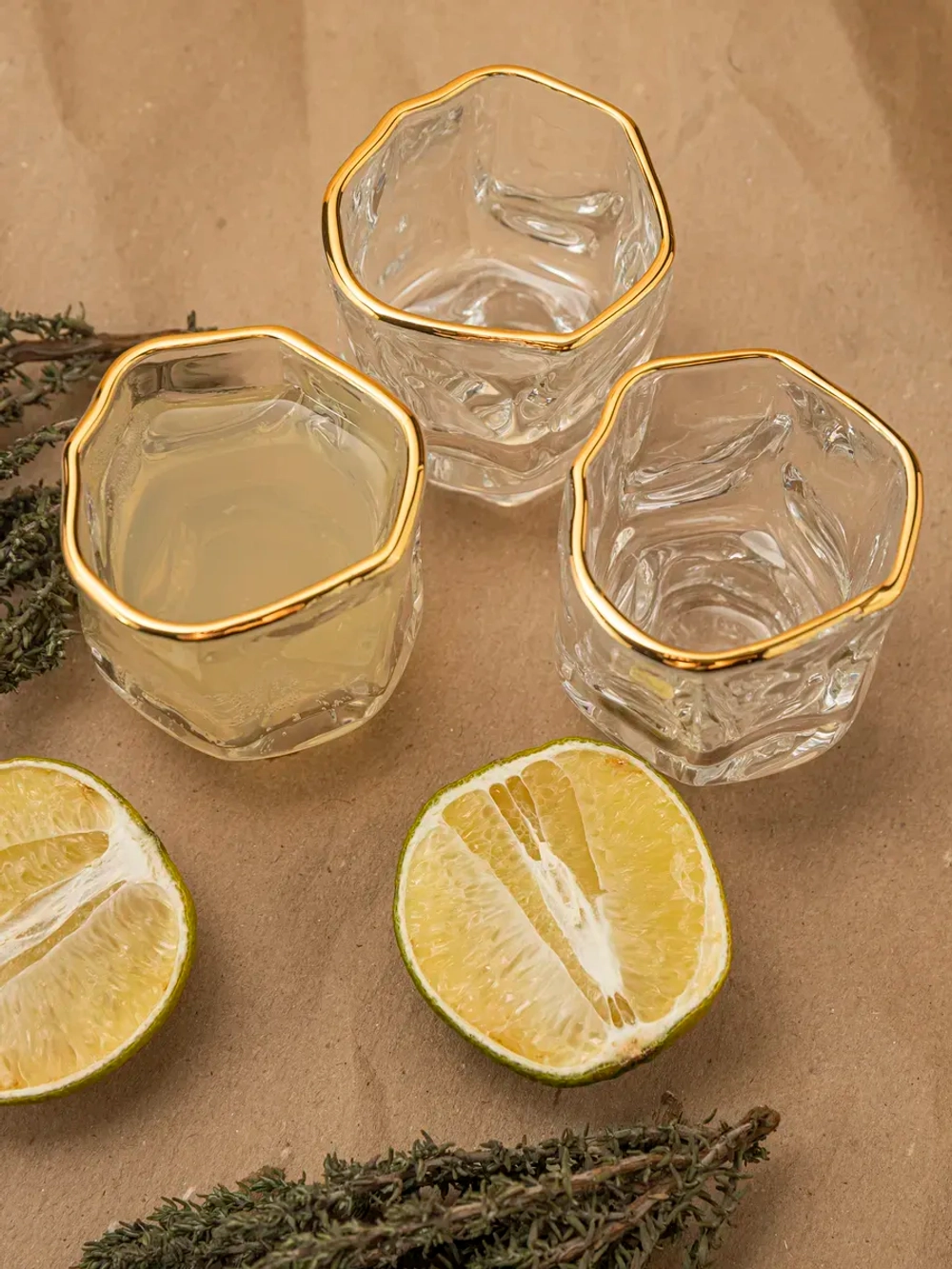 Набор изогнутых шотов, 60 мл, 6 шт. с золотой каймой